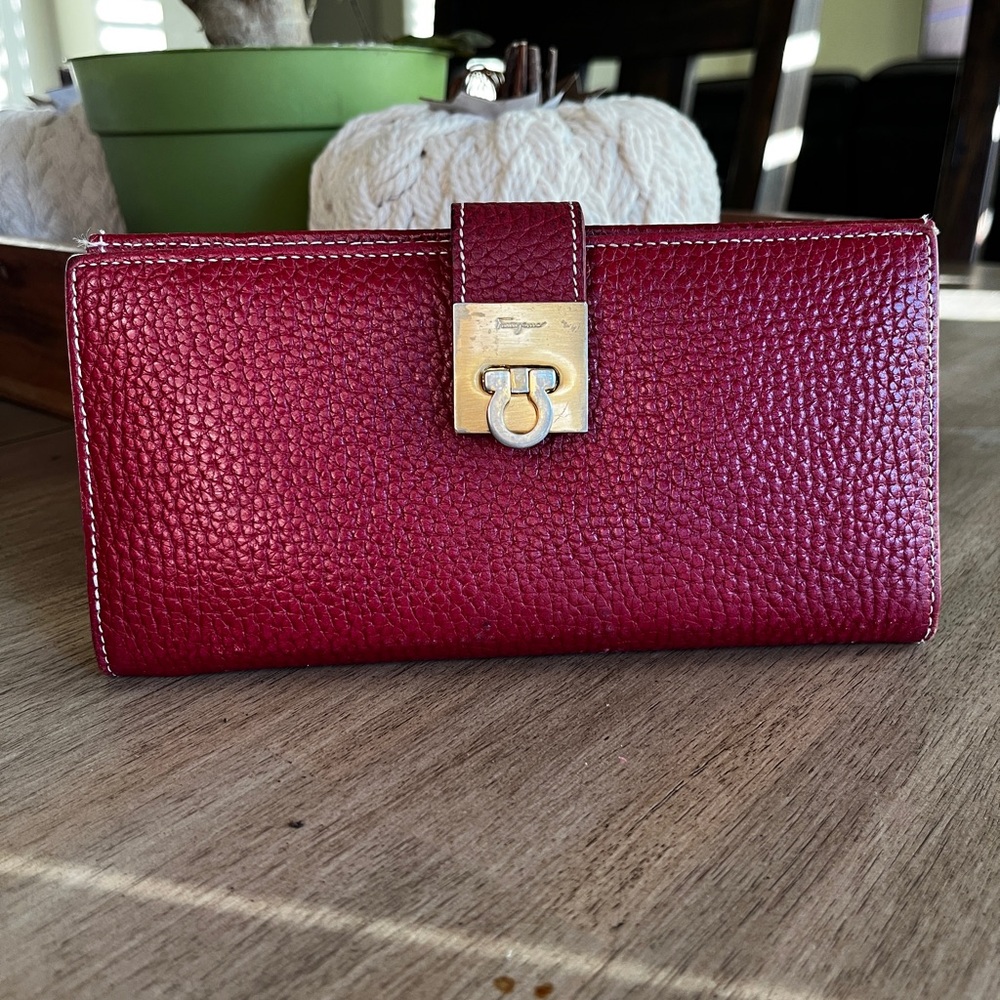 Salvatore Ferragamo vintage Red Pebbled Leather Hook Wallet